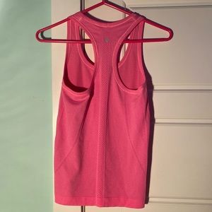Lululemon tan top